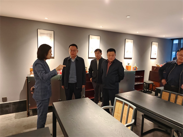 11月17日，洪董陪同汪凱書記一行赴杭州廬境西溪酒店考察調(diào)研1.jpg